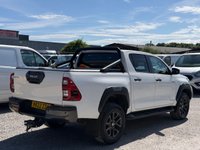 USED 2022 22 TOYOTA HI-LUX 2.8 D-4D Invincible X Pickup Double Cab 4dr Diesel Auto 4WD Euro 6 (s/s) (204 ps) 