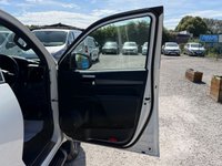 USED 2022 22 TOYOTA HI-LUX 2.8 D-4D Invincible X Pickup Double Cab 4dr Diesel Auto 4WD Euro 6 (s/s) (204 ps) 