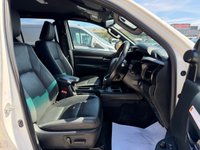 USED 2022 22 TOYOTA HI-LUX 2.8 D-4D Invincible X Pickup Double Cab 4dr Diesel Auto 4WD Euro 6 (s/s) (204 ps) 