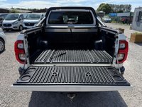 USED 2022 22 TOYOTA HI-LUX 2.8 D-4D Invincible X Pickup Double Cab 4dr Diesel Auto 4WD Euro 6 (s/s) (204 ps) 
