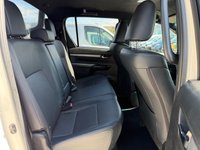 USED 2022 22 TOYOTA HI-LUX 2.8 D-4D Invincible X Pickup Double Cab 4dr Diesel Auto 4WD Euro 6 (s/s) (204 ps) 