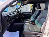 USED 2022 22 TOYOTA HI-LUX 2.8 D-4D Invincible X Pickup Double Cab 4dr Diesel Auto 4WD Euro 6 (s/s) (204 ps) 
