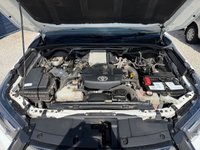 USED 2022 22 TOYOTA HI-LUX 2.8 D-4D Invincible X Pickup Double Cab 4dr Diesel Auto 4WD Euro 6 (s/s) (204 ps) 