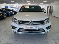 USED 2015 15 VOLKSWAGEN TOUAREG 3.0 TDI V6 BlueMotion Tech R-Line SUV 5dr Diesel Tiptronic 4WD Euro 6 (s/s) (262 ps) 