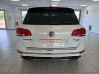 USED 2015 15 VOLKSWAGEN TOUAREG 3.0 TDI V6 BlueMotion Tech R-Line SUV 5dr Diesel Tiptronic 4WD Euro 6 (s/s) (262 ps) 