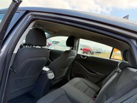 USED 2018 68 HYUNDAI IONIQ 1.6 h-GDi GPF SE Hatchback 5dr Petrol Hybrid DCT Euro 6 (s/s) (141 ps) 