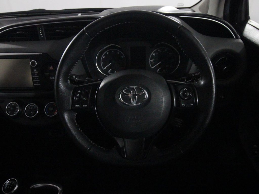 USED 2018 18 TOYOTA YARIS 1.5 VVT-i Icon Tech Hatchback 5dr Petrol Manual Euro 6 (111 ps) 