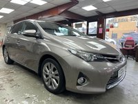 USED 2014 64 TOYOTA AURIS 1.8 VVT-h Excel Hatchback 5dr Petrol Hybrid CVT Euro 5 (s/s) (136 ps) Full Toyota History