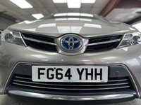 USED 2014 64 TOYOTA AURIS 1.8 VVT-h Excel Hatchback 5dr Petrol Hybrid CVT Euro 5 (s/s) (136 ps) Full Toyota History