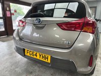 USED 2014 64 TOYOTA AURIS 1.8 VVT-h Excel Hatchback 5dr Petrol Hybrid CVT Euro 5 (s/s) (136 ps) Full Toyota History