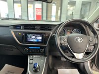 USED 2014 64 TOYOTA AURIS 1.8 VVT-h Excel Hatchback 5dr Petrol Hybrid CVT Euro 5 (s/s) (136 ps) Full Toyota History
