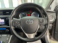 USED 2014 64 TOYOTA AURIS 1.8 VVT-h Excel Hatchback 5dr Petrol Hybrid CVT Euro 5 (s/s) (136 ps) Full Toyota History