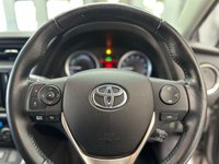 USED 2014 64 TOYOTA AURIS 1.8 VVT-h Excel Hatchback 5dr Petrol Hybrid CVT Euro 5 (s/s) (136 ps) Full Toyota History