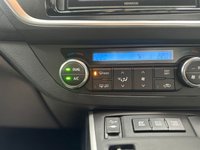 USED 2014 64 TOYOTA AURIS 1.8 VVT-h Excel Hatchback 5dr Petrol Hybrid CVT Euro 5 (s/s) (136 ps) Full Toyota History