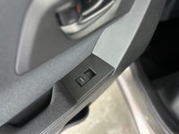 USED 2014 64 TOYOTA AURIS 1.8 VVT-h Excel Hatchback 5dr Petrol Hybrid CVT Euro 5 (s/s) (136 ps) Full Toyota History