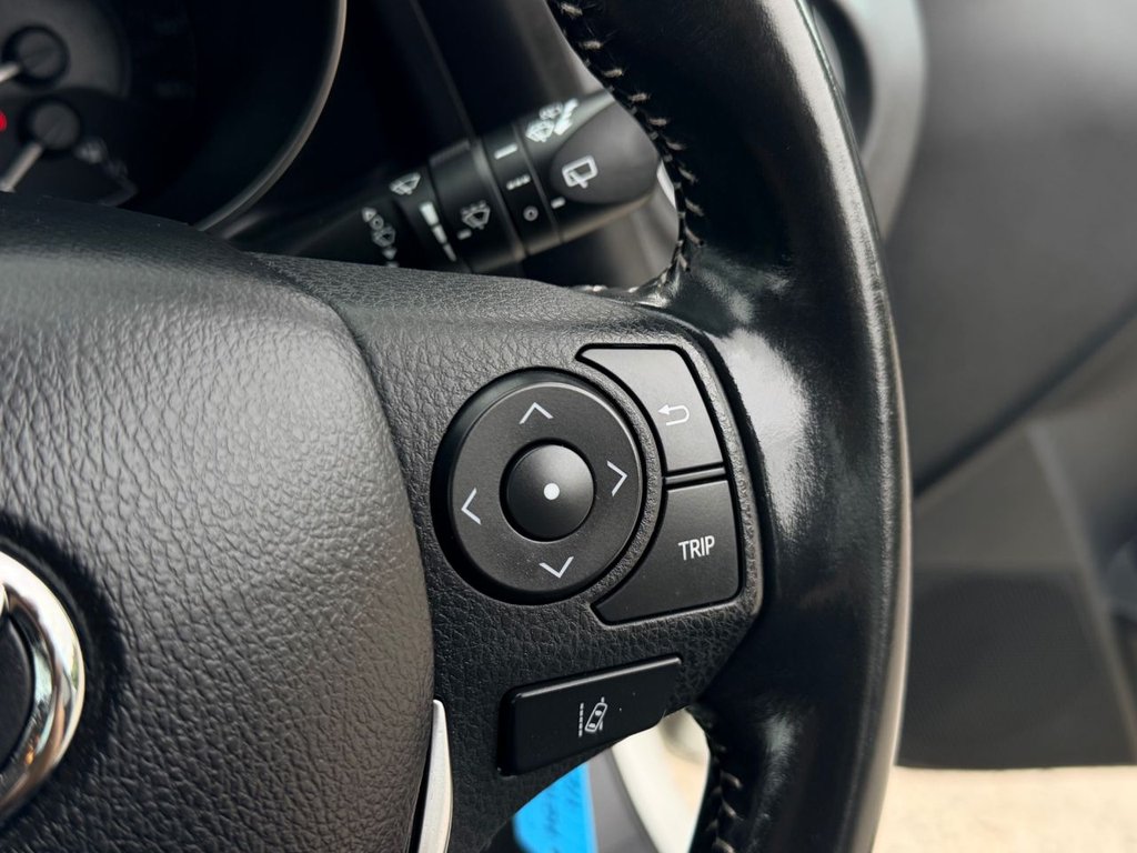 USED 2018 18 TOYOTA AURIS 1.2 VVT-i Icon Hatchback 5dr Petrol Manual Euro 6 (s/s) (116 ps) Camera|8 Services|Bluetooth|Lane Departure|