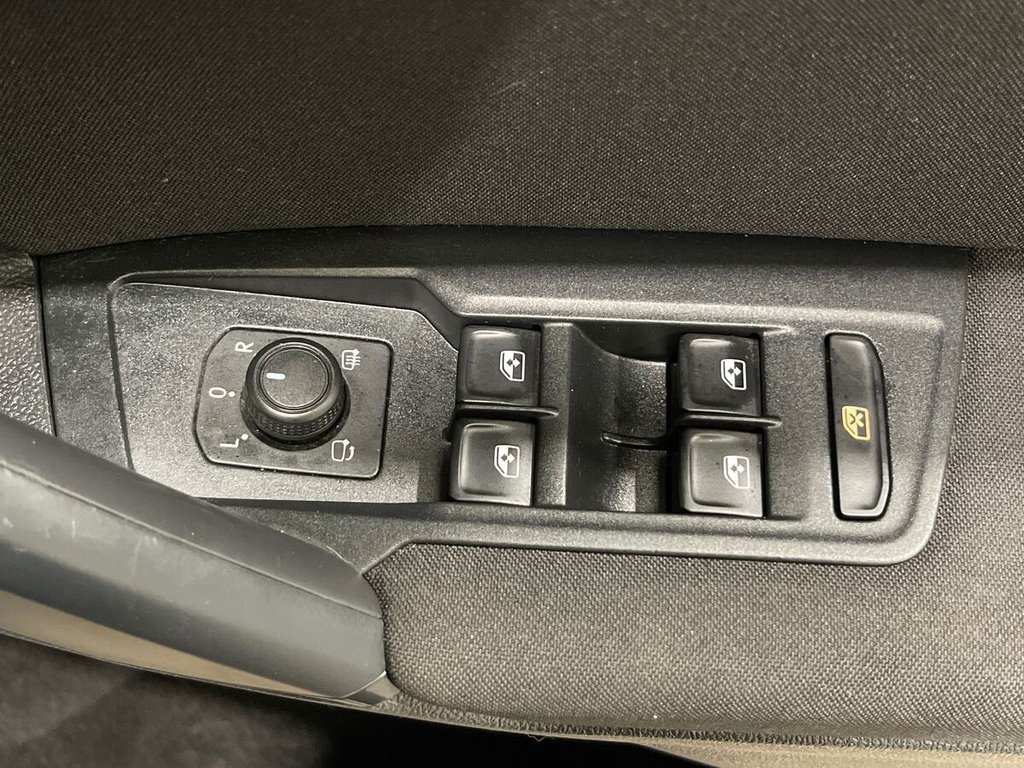 USED 2020 20 VOLKSWAGEN TIGUAN 1.5 TSI EVO Match SUV 5dr Petrol Manual Euro 6 (s/s) (150 ps) Reverse Camera