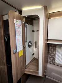 USED 2018 68 SWIFT Champagne 685 5 Belt - 6 Berth - Drop Down Bed - Rear Lounge 
