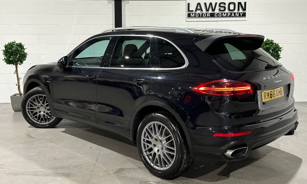 USED 2016 66 PORSCHE CAYENNE 3.0 TD V6 SUV 5dr Diesel TiptronicS 4WD Euro 6 (s/s) (262 ps) 