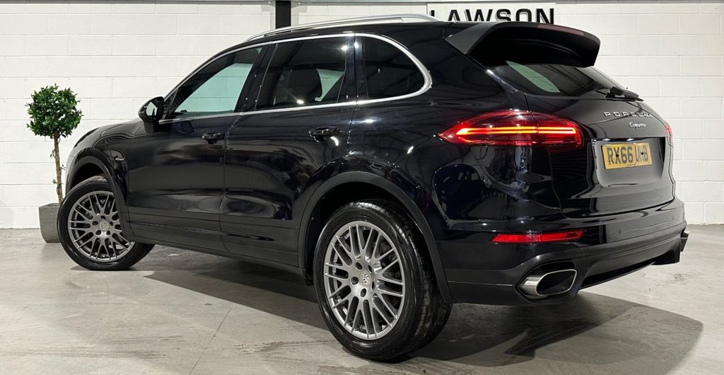USED 2016 66 PORSCHE CAYENNE 3.0 TD V6 SUV 5dr Diesel TiptronicS 4WD Euro 6 (s/s) (262 ps) 