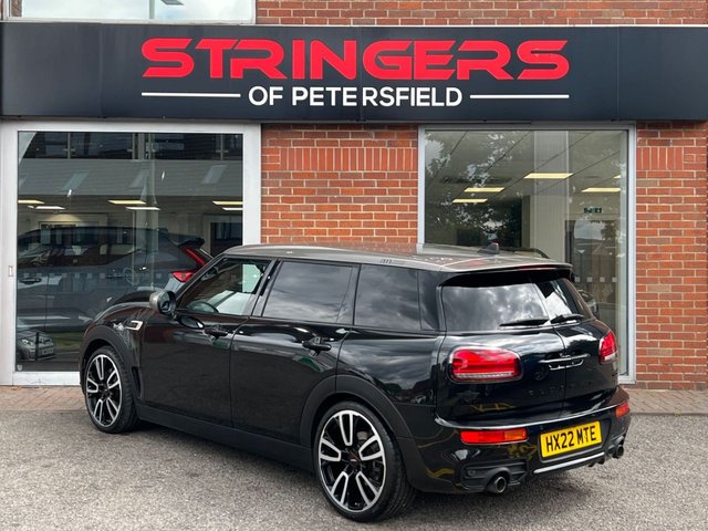 View our MINI CLUBMAN