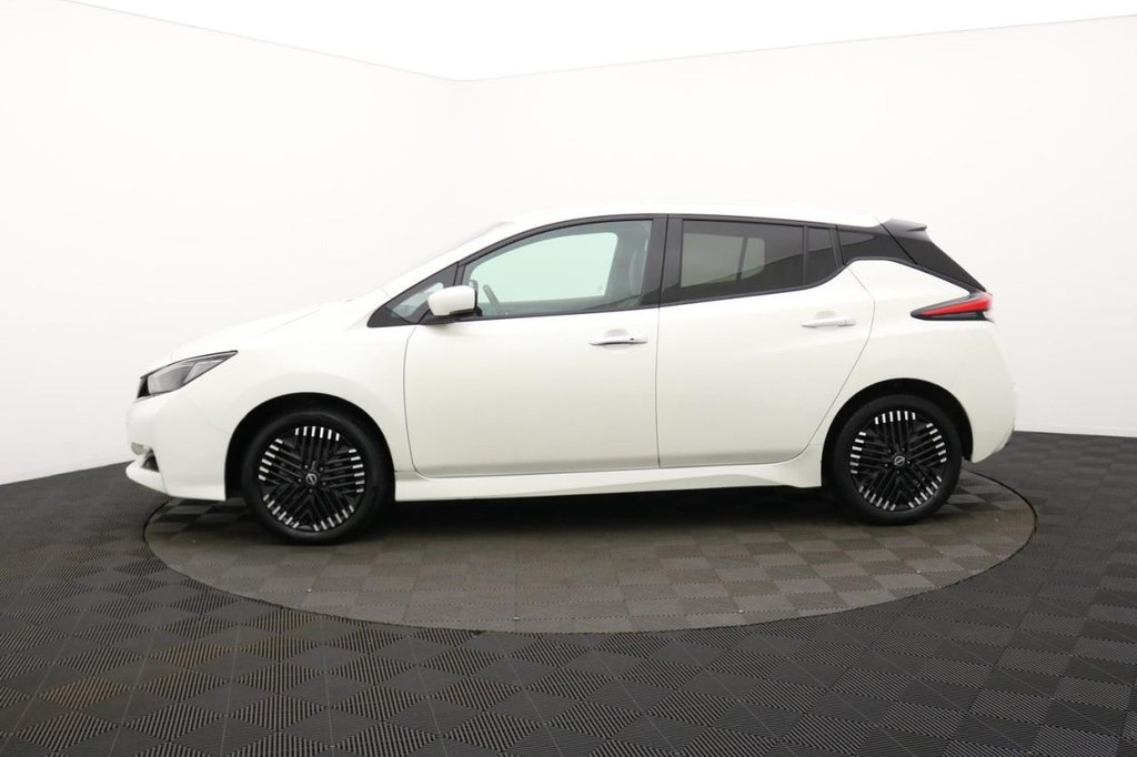 USED 2022 72 NISSAN LEAF 59kWh e+ N-Connecta Hatchback 5dr Electric Auto (217 ps) Keyless Entry, Rear Camera,DAB