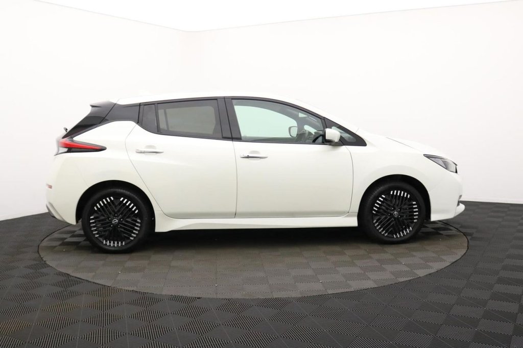 USED 2022 72 NISSAN LEAF 59kWh e+ N-Connecta Hatchback 5dr Electric Auto (217 ps) Keyless Entry, Rear Camera,DAB