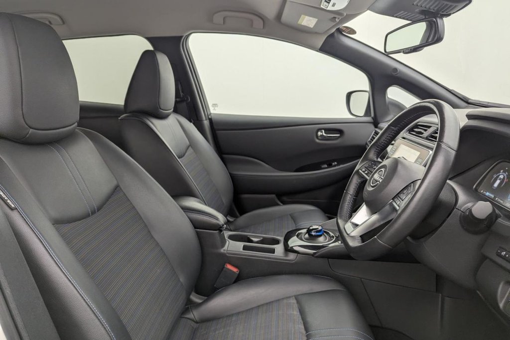 USED 2022 72 NISSAN LEAF 59kWh e+ N-Connecta Hatchback 5dr Electric Auto (217 ps) Keyless Entry, Rear Camera,DAB