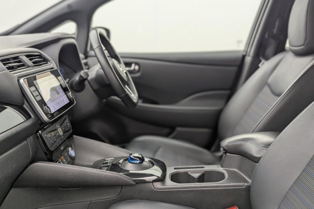 USED 2022 72 NISSAN LEAF 59kWh e+ N-Connecta Hatchback 5dr Electric Auto (217 ps) Keyless Entry, Rear Camera,DAB