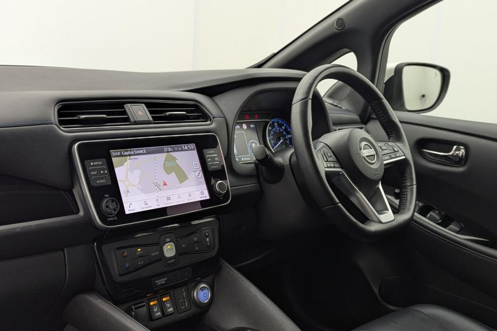 USED 2022 72 NISSAN LEAF 59kWh e+ N-Connecta Hatchback 5dr Electric Auto (217 ps) Keyless Entry, Rear Camera,DAB