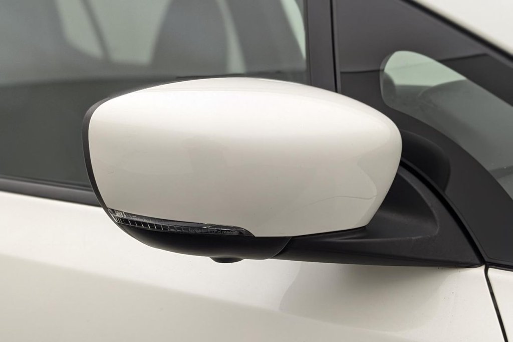 USED 2022 72 NISSAN LEAF 59kWh e+ N-Connecta Hatchback 5dr Electric Auto (217 ps) Keyless Entry, Rear Camera,DAB