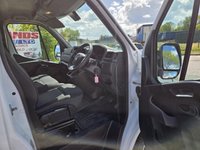 USED 2021 21 RENAULT TRUCKS MASTER 35 LWB LOW LOADER LUTON VAN ULEZ FREE ZONE 