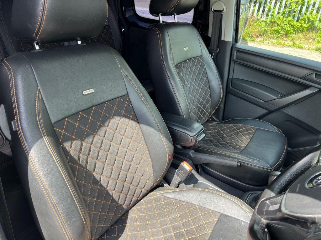 USED 2017 67 VOLKSWAGEN CADDY MAXI 2.0 TDi C20 Maxi Combi Van 5dr Diesel Manual FWD (Window) (128 g/km, 101 bhp) 5  SEATER WITH AIR CON!