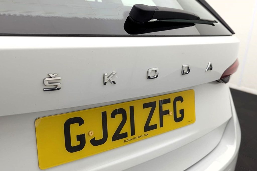 USED 2021 21 SKODA OCTAVIA 1.0 TSI SE Technology Estate 5dr Petrol Manual Euro 6 (s/s) (110 ps) Car Play, Sat Nav, Sensors