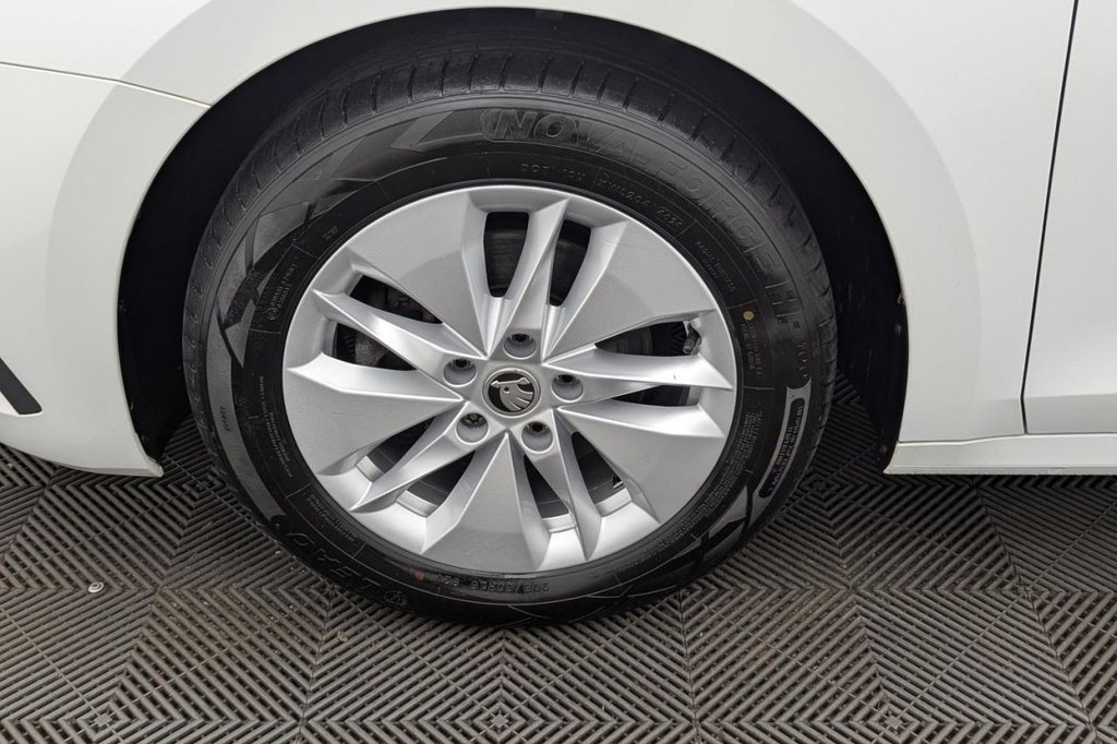 USED 2021 21 SKODA OCTAVIA 1.0 TSI SE Technology Estate 5dr Petrol Manual Euro 6 (s/s) (110 ps) Car Play, Sat Nav, Sensors
