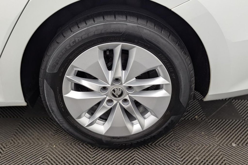 USED 2021 21 SKODA OCTAVIA 1.0 TSI SE Technology Estate 5dr Petrol Manual Euro 6 (s/s) (110 ps) Car Play, Sat Nav, Sensors
