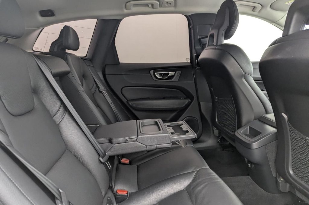 USED 2017 67 VOLVO XC60 2.0 D4 Momentum Pro SUV 5dr Diesel Auto AWD Euro 6 (s/s) (190 ps) 4X4, Full Leather, Camera