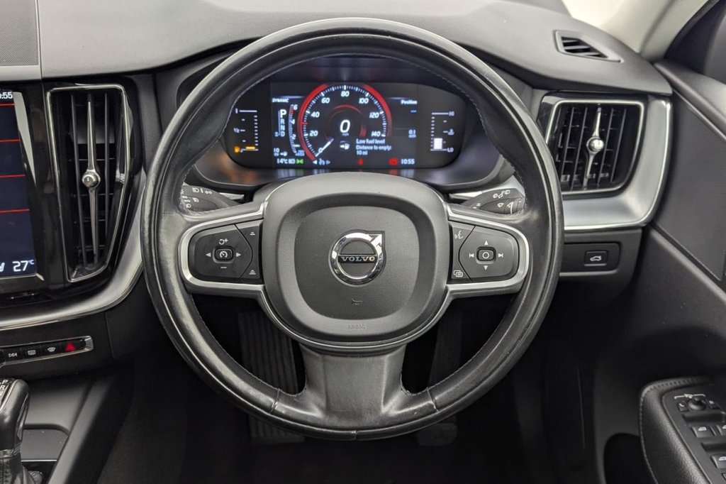 USED 2017 67 VOLVO XC60 2.0 D4 Momentum Pro SUV 5dr Diesel Auto AWD Euro 6 (s/s) (190 ps) 4X4, Full Leather, Camera