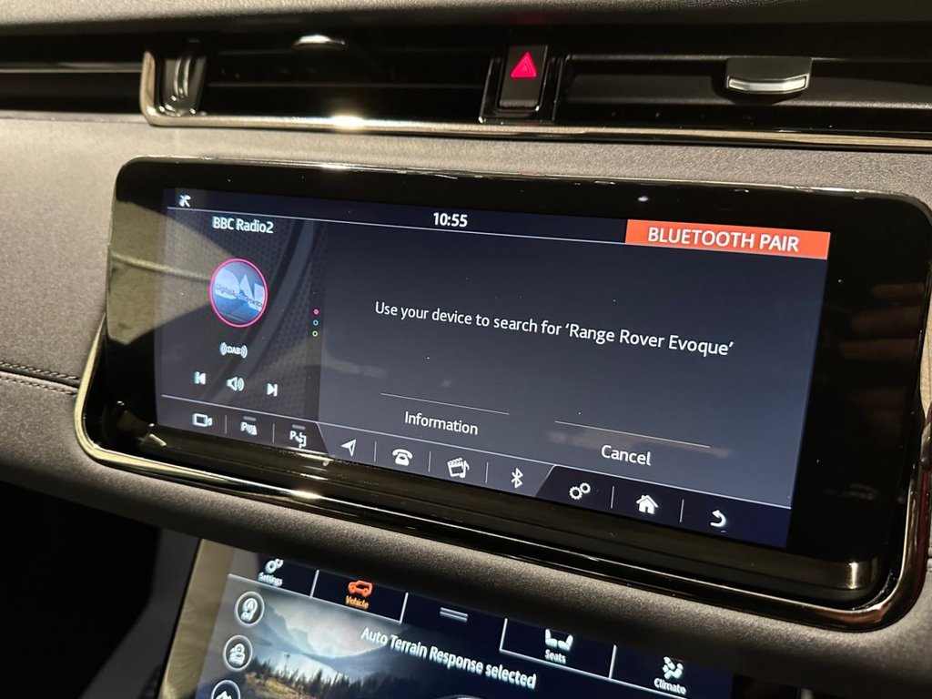 USED 2020 20 LAND ROVER RANGE ROVER EVOQUE 2.0 D180 MHEV R-Dynamic SE SUV 5dr Diesel Auto 4WD Euro 6 (s/s) (180 ps) 