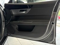USED 2017 G JAGUAR XF 2.0d R-Sport Saloon 4dr Diesel Auto Euro 6 (s/s) (240 ps) 