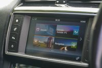 USED 2017 67 JAGUAR F-PACE 2.0 D165 Prestige SUV 5dr Diesel Manual Euro 6 (s/s) (163 ps) 