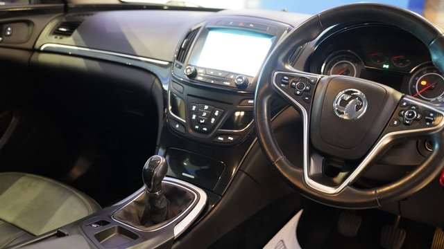 View our VAUXHALL INSIGNIA