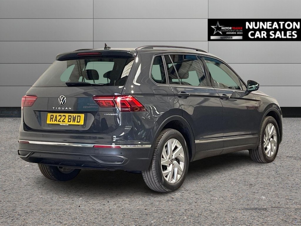 USED 2022 22 VOLKSWAGEN TIGUAN 1.4 TSI 13kWh Life SUV 5dr Petrol Plug-in Hybrid DSG Euro 6 (s/s) (245 ps) One Owner - Full History