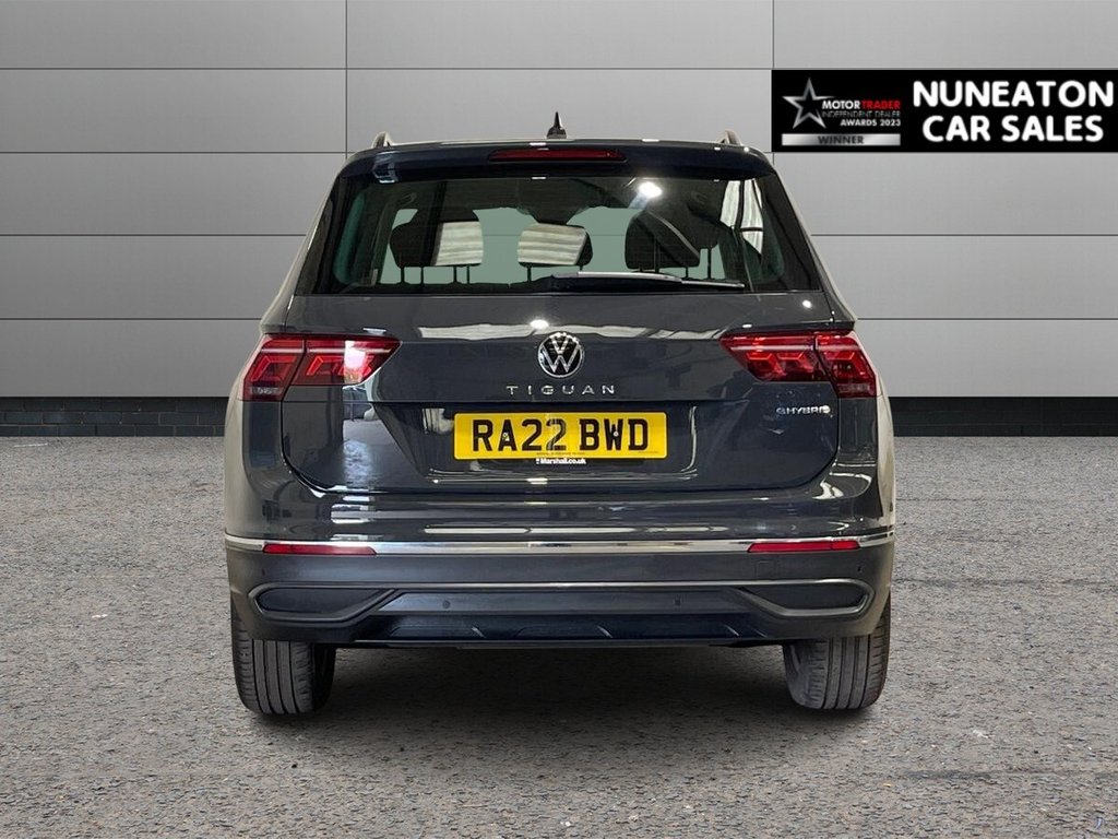 USED 2022 22 VOLKSWAGEN TIGUAN 1.4 TSI 13kWh Life SUV 5dr Petrol Plug-in Hybrid DSG Euro 6 (s/s) (245 ps) One Owner - Full History