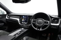 USED 2019 19 VOLVO XC60 2.0h T8 Twin Engine 11.6kWh R-Design SUV 5dr Petrol Plug-in Hybrid Auto AWD Euro 6 (s/s) (390 ps) EXCELLENT HISTORY+PAN ROOF