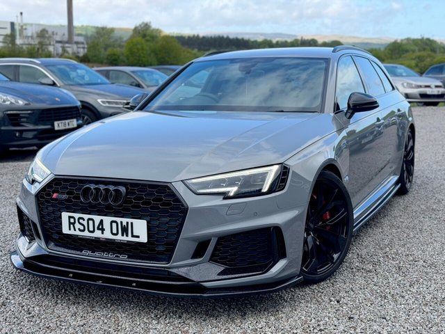 View our AUDI RS4 AVANT