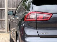 USED 2018 68 KIA NIRO 1.6 Niro 2 Semi-Auto 5dr Sat Nav Parking Camera