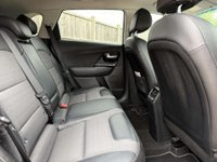 USED 2018 68 KIA NIRO 1.6 Niro 2 Semi-Auto 5dr Sat Nav Parking Camera