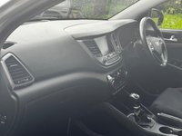 USED 2017 66 HYUNDAI TUCSON 1.7 CRDi Blue Drive SE Nav SUV 5dr Diesel Manual Euro 6 (s/s) (116 ps) 