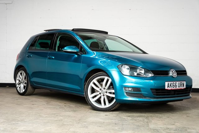 View our VOLKSWAGEN GOLF